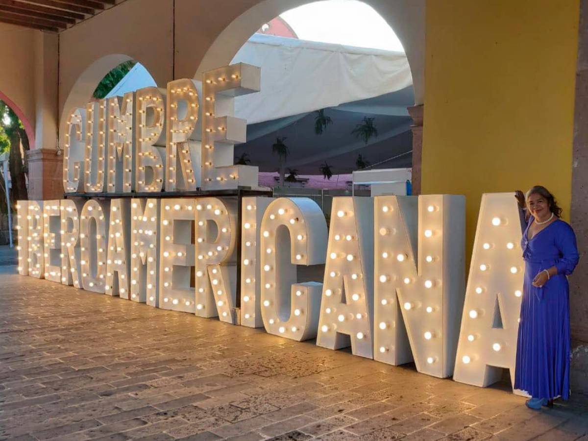 Sampedrana participa en Cumbre Iberoamericana de la Agenda 2023