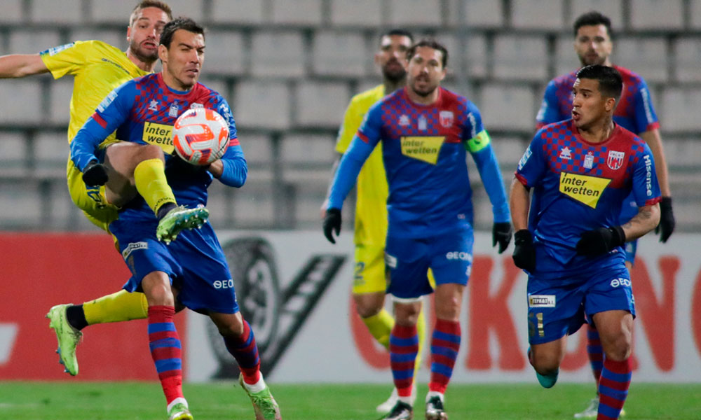 Michaell Chirinos anota su primer gol oficial con el Volos NFC de Grecia