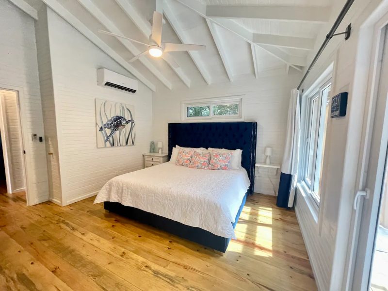 Blue Moon Beach House, un estadía para relajarse en frente de la playa