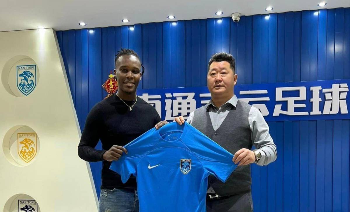Castillo es presentado como nuevo jugador del Nantong Zhiyun de China