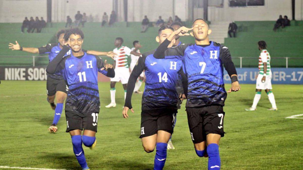 Sub-17 de Honduras debuta en el Premundial goleando a Surinam