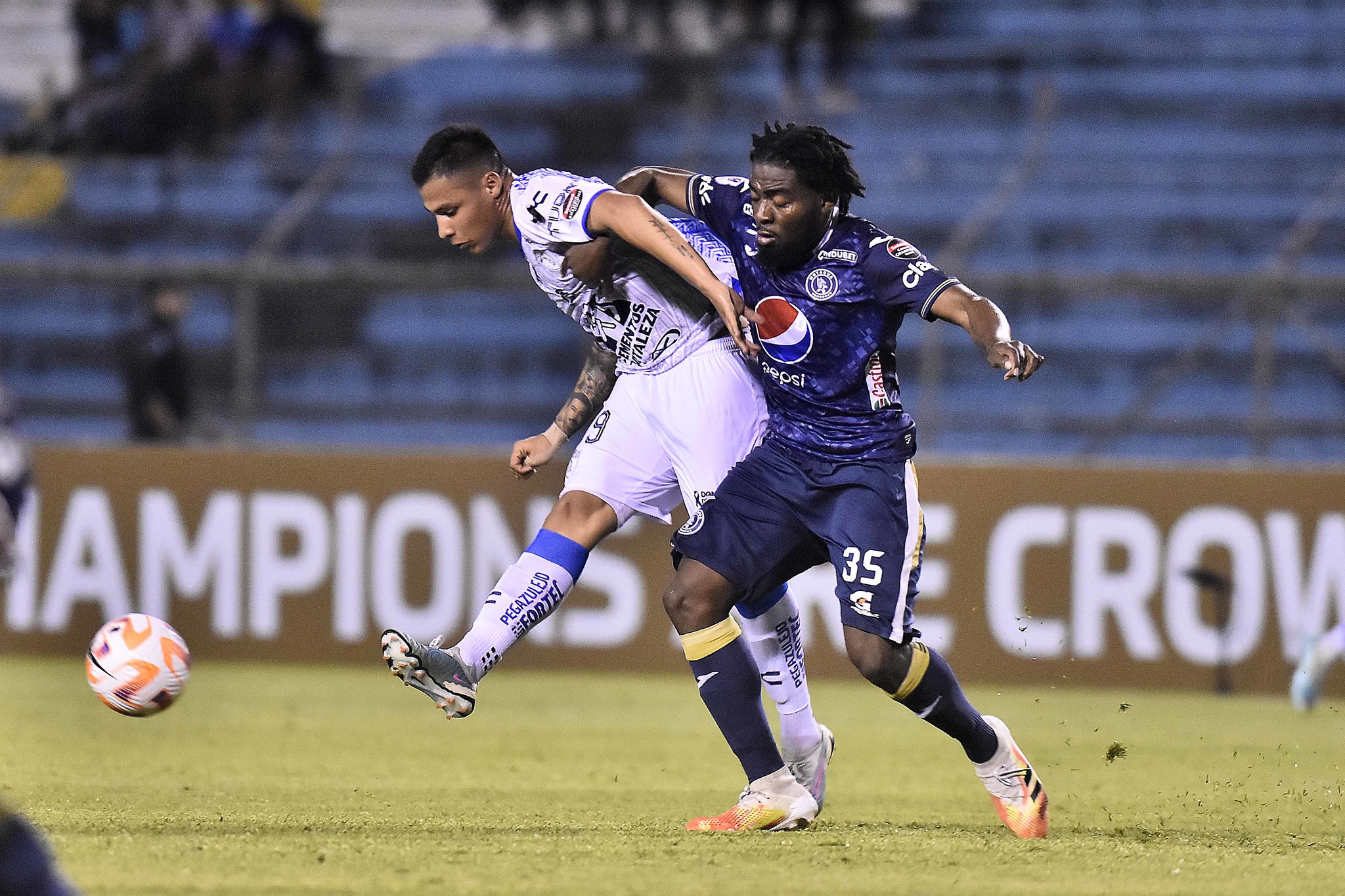 Motagua le saca el empate al Pachuca por la Concachampions
