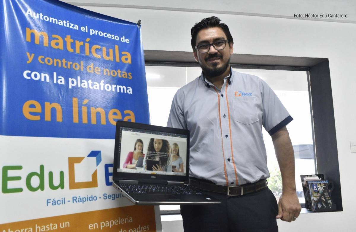 Hondureño creó un software para mejorar la administración educativa