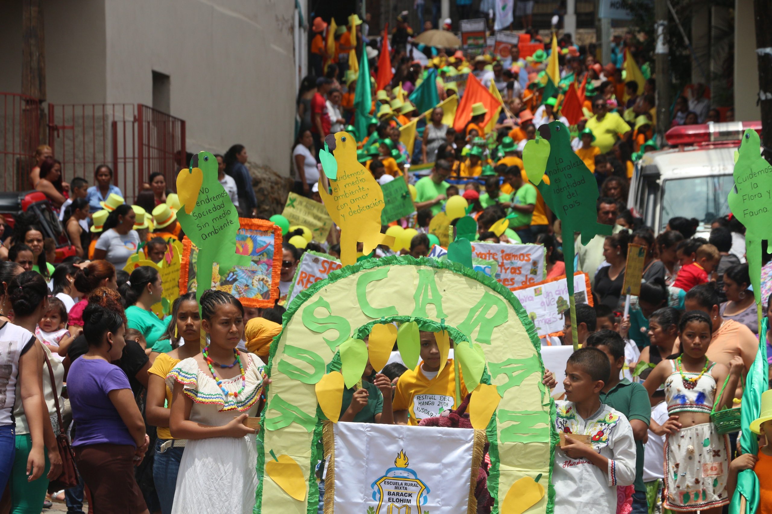 Celebración del Festival Nacional del Mango en Yuscarán