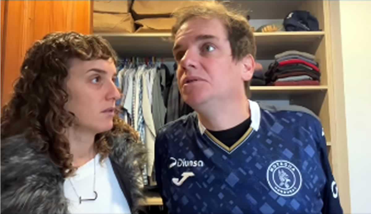 Famoso influencer argentino luce camiseta del Motagua