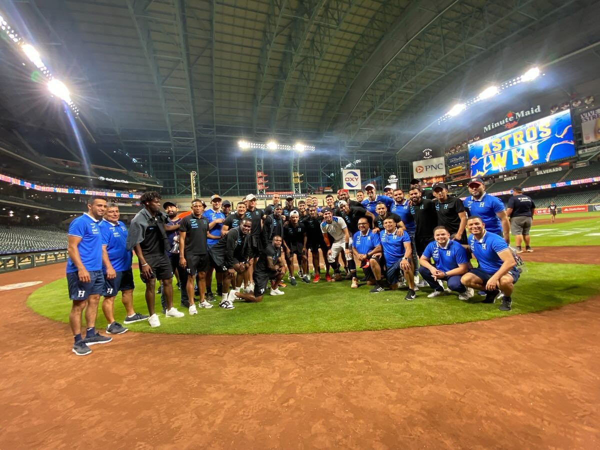 Selección de Honduras visitó a los Astros de Houston de Mauricio Dubón
