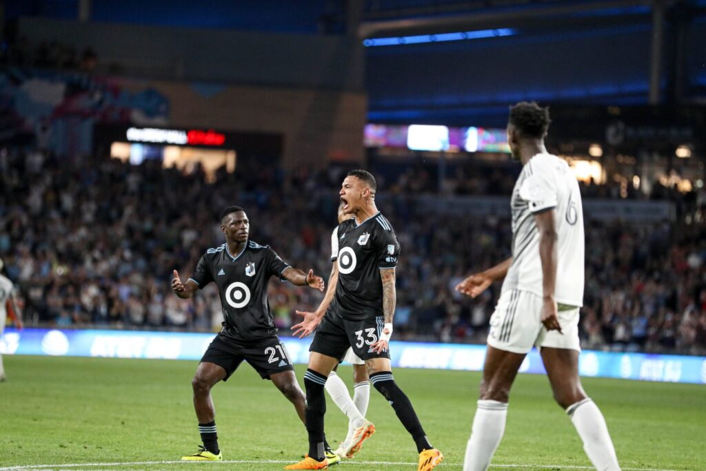 Kervin Arriaga evita con gol derrota de Minnesota United en la MLS