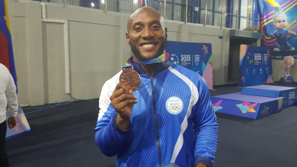 Kevin Mejía le otorga a Honduras otro bronce en Juegos C.A. y del Caribe