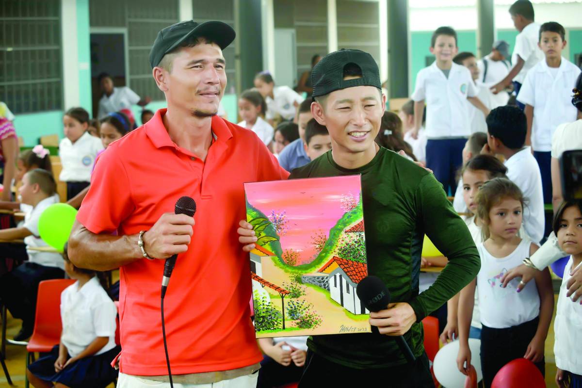 Hondureño pintará un mural en la escuela de Shin Fujiyama en Chamelecón