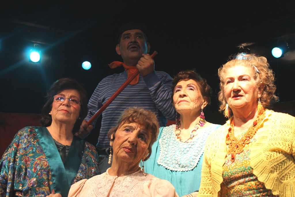 CCETegucigalpa abre taller de teatro para personas de la tercera edad