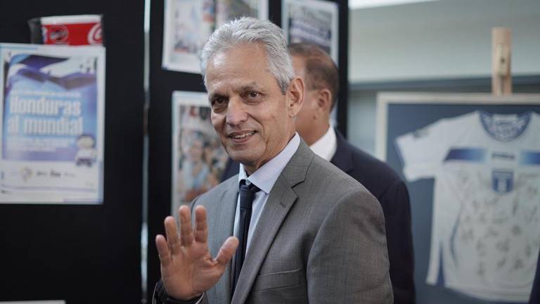 Reinaldo Rueda es presentado como nuevo técnico de Honduras