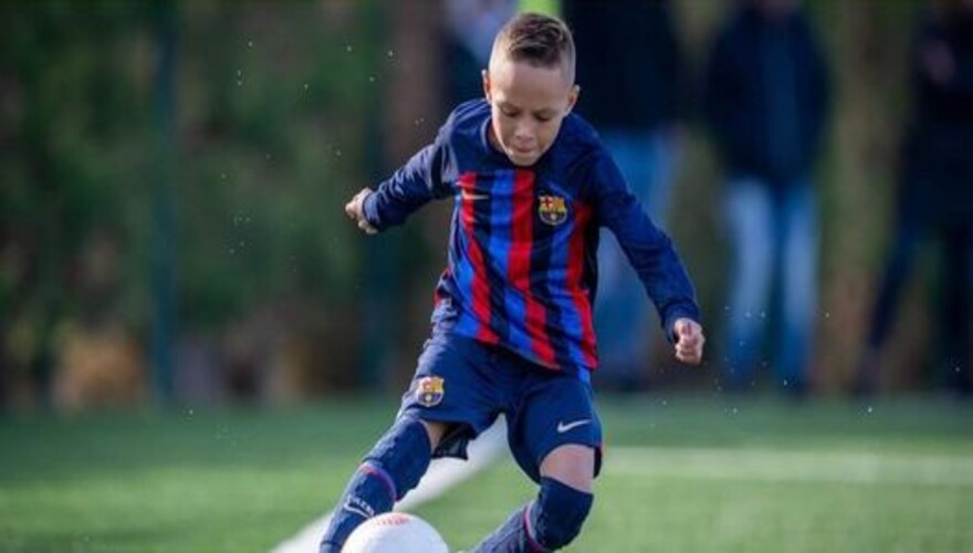 Héctor Alessandro Mejía destaca en La Masía del FC Barcelona