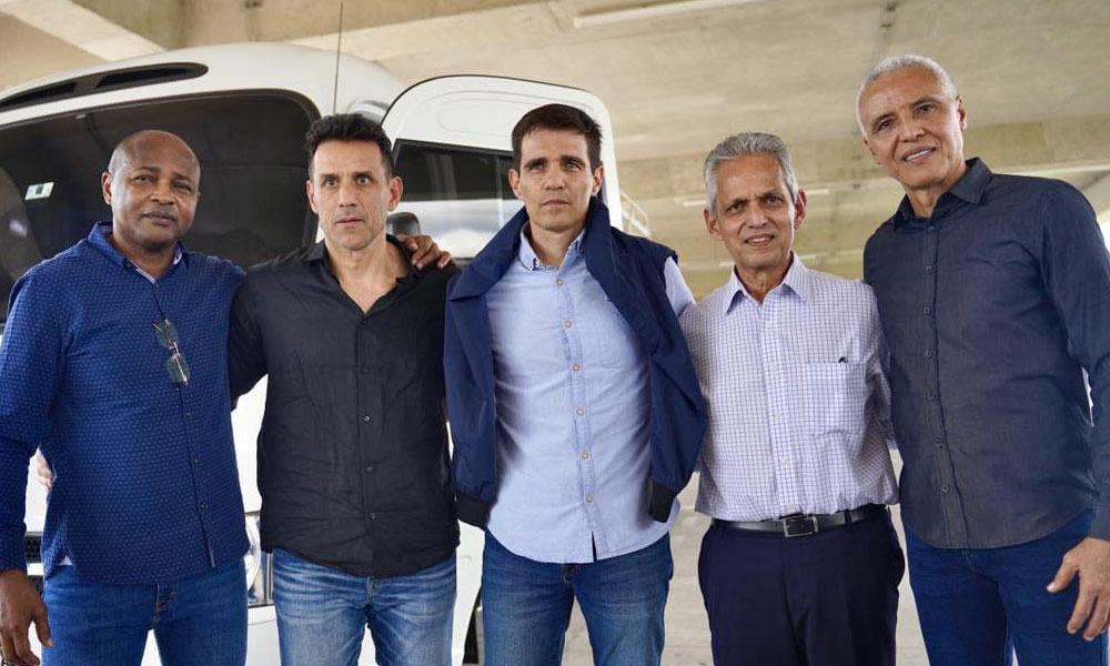 Nuevo cuerpo técnico de la Selección de Honduras arriba al país