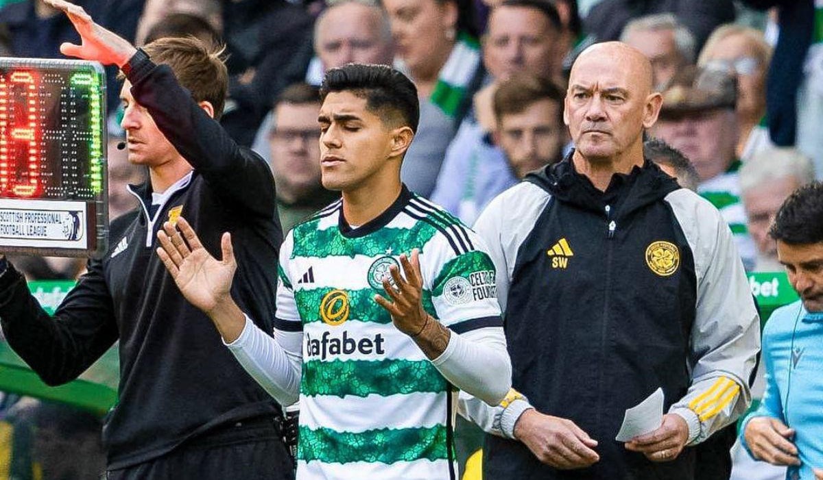 Luis Palma realizó su debut oficial con el Celtic de Escocia