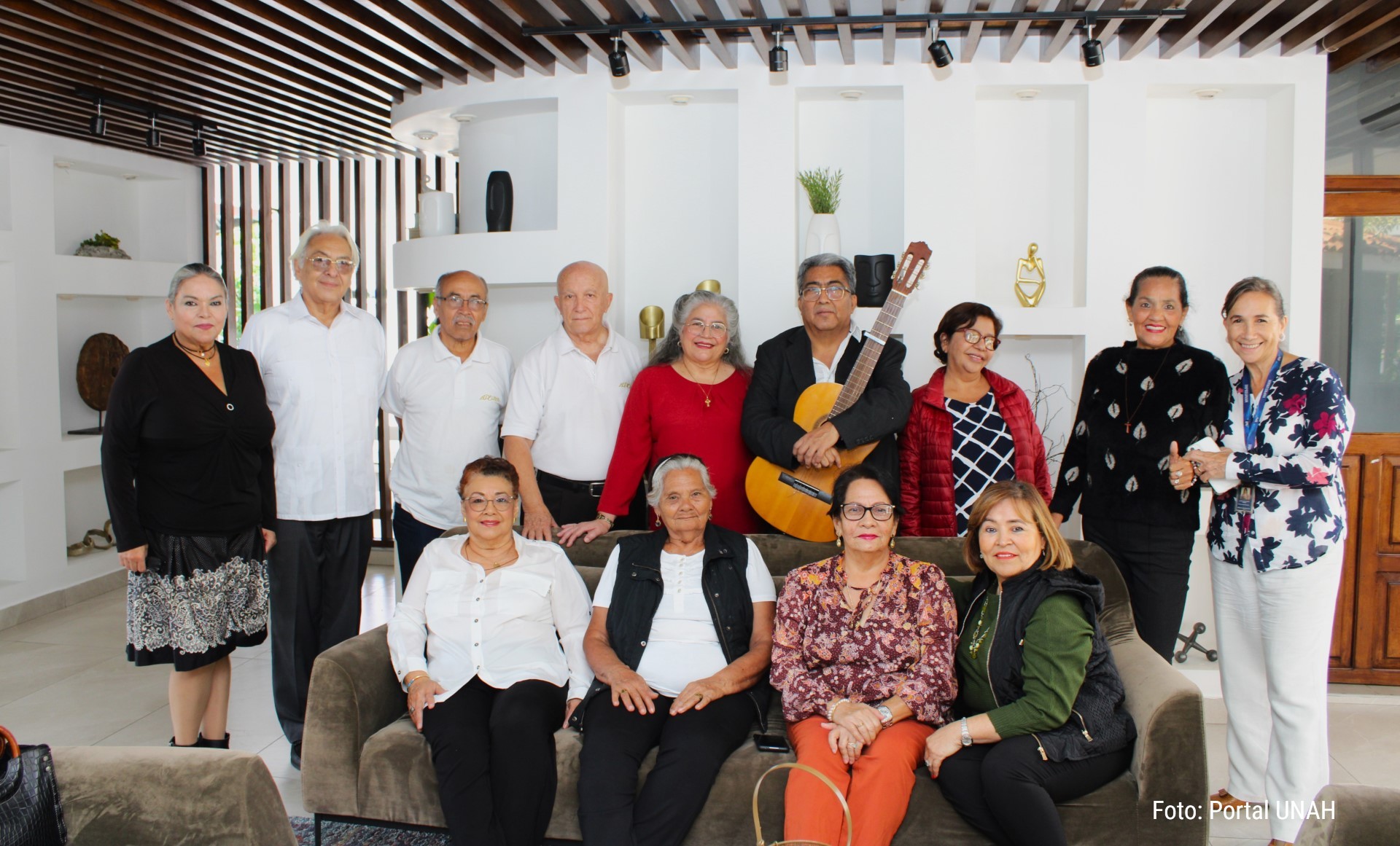 Jubilados de la UNAH tendrán descuentos en diversos establecimientos