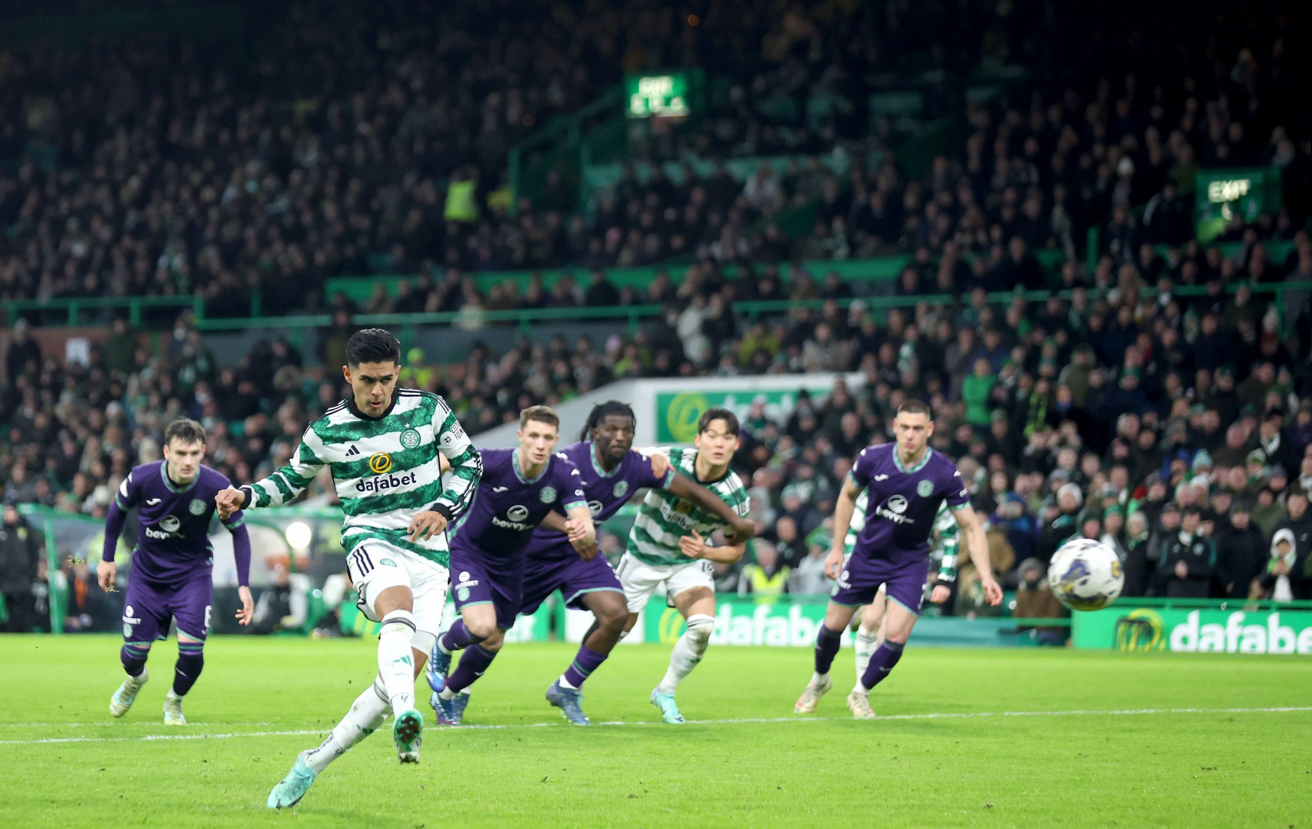 Sexto gol y nueva asistencia de Luis Palma con el Celtic de Escocia