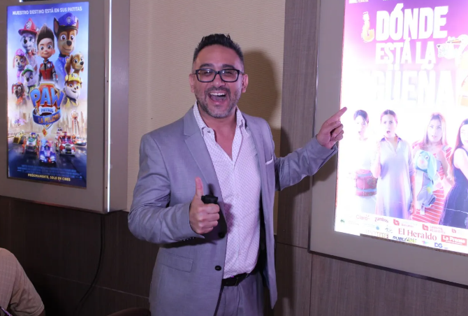 Cineasta hondureño Abraham Espinoza regresa con una nueva película