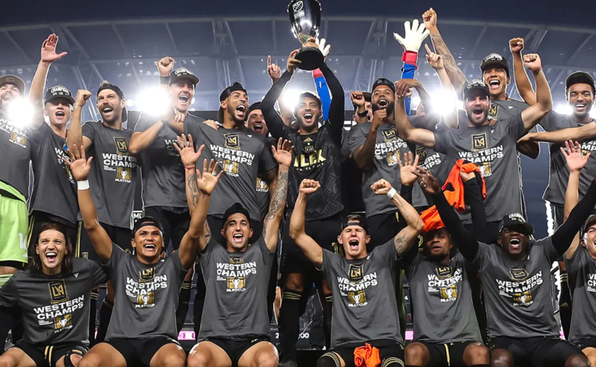 Denil Maldonado y LAFC se coronan campeones de la Conferencia Oeste