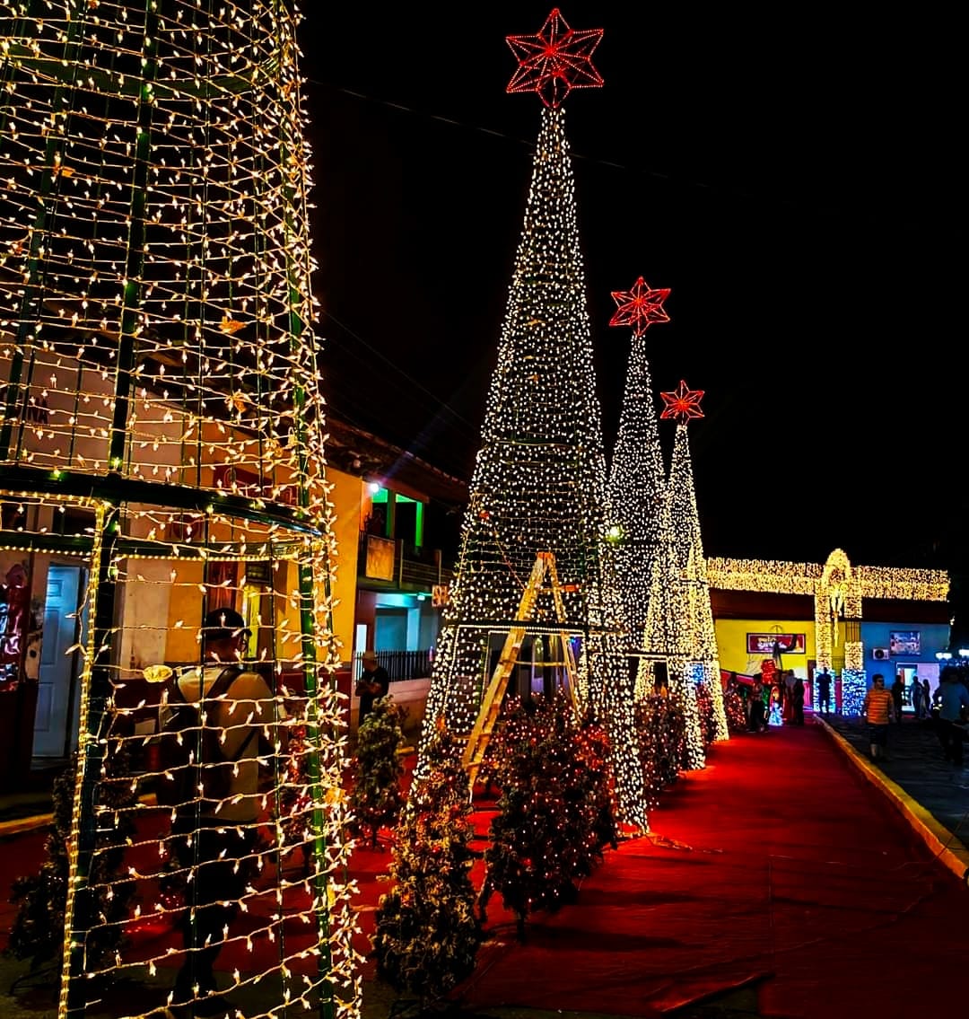 San Jose de Colinas y su hermosa decoración navideña