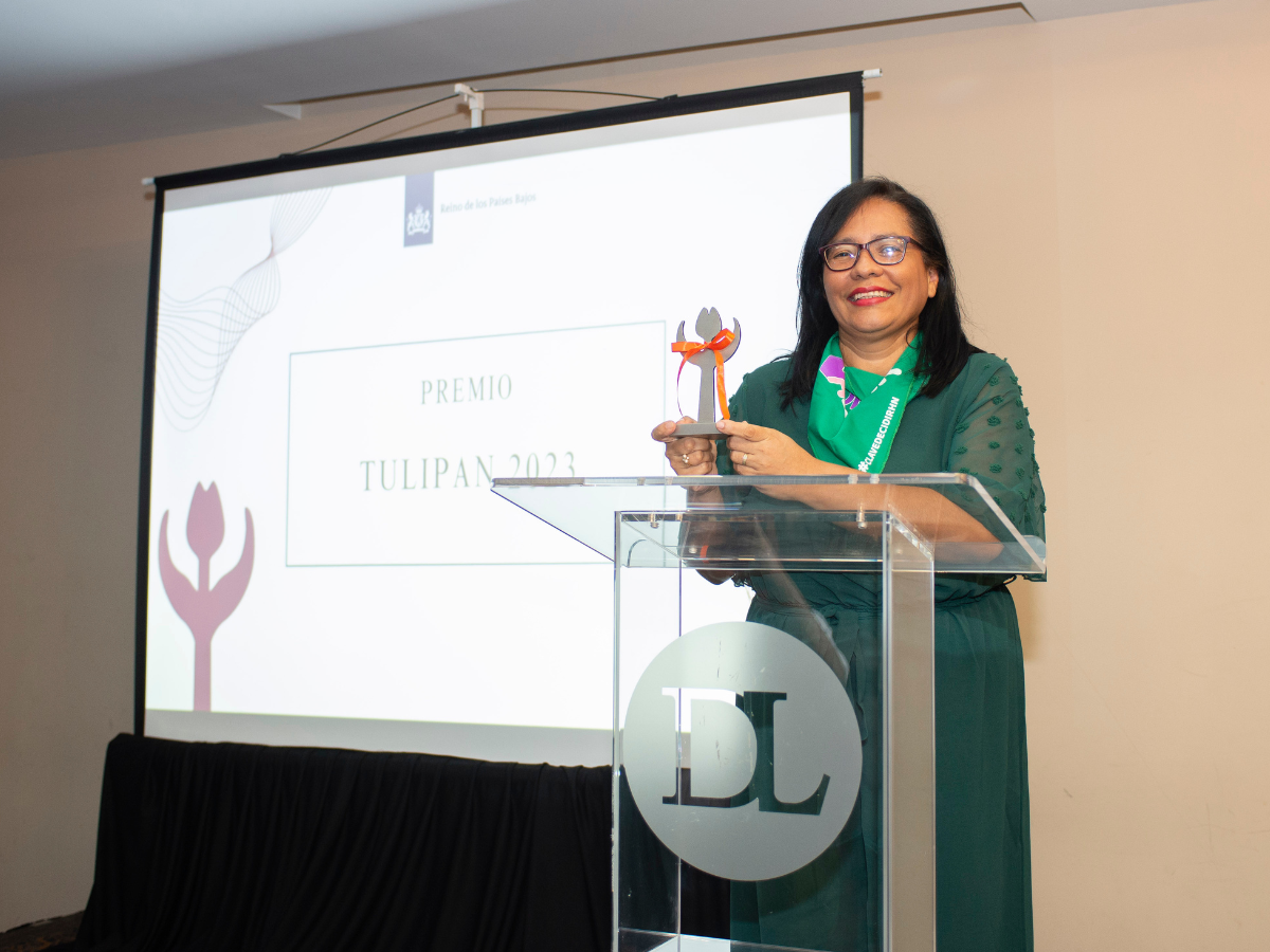 Hondureña Norma Carías gana premio «Tulipán» de derechos humanos