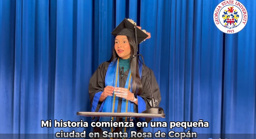 Hondureña dio el discurso de graduación en la Universidad de Georgia en EE. UU.