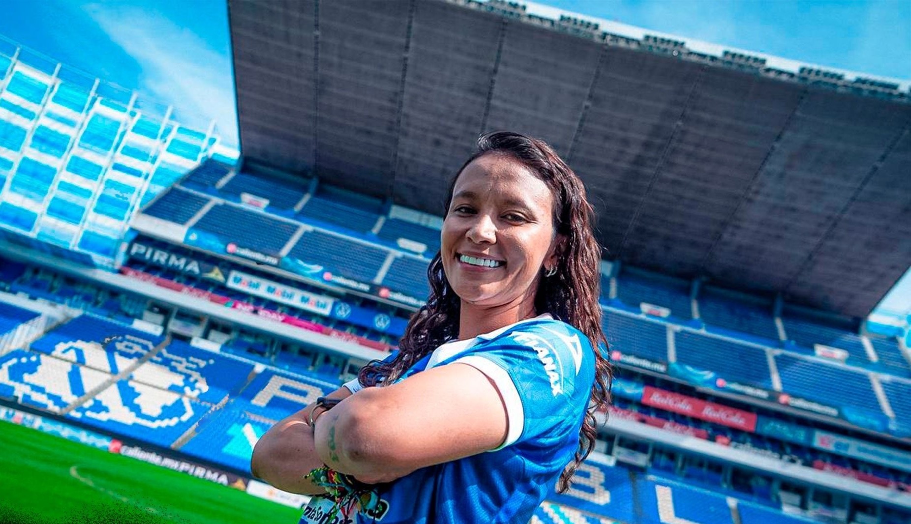 Bárbara Murillo es presentada por el Puebla de México