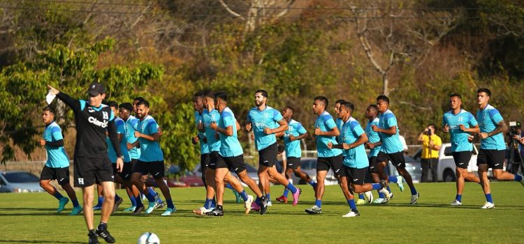 Honduras anuncia convocatoria definitiva para repechaje ante Costa Rica