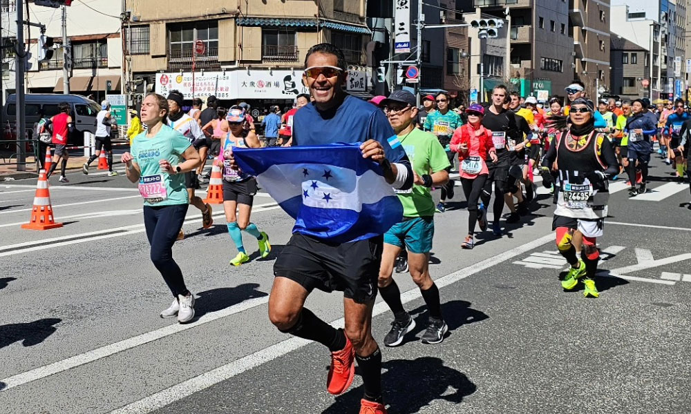 Hondureño Eduar Raudales fue participe  de la Maratón de Tokio