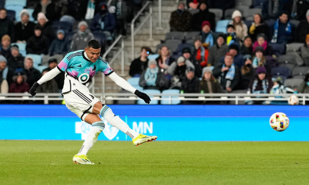 Golazo de Kervin Arriaga en amistoso con el Minnesota United de la MLS