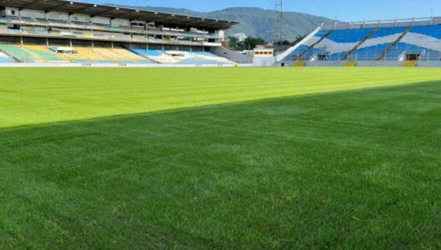 Se confirma partido inaugural en la nueva grama del Estadio Morazán