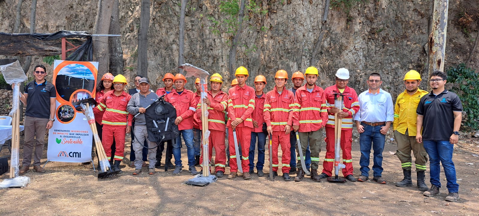 Realizan una donación importante para combatir incendios en Honduras