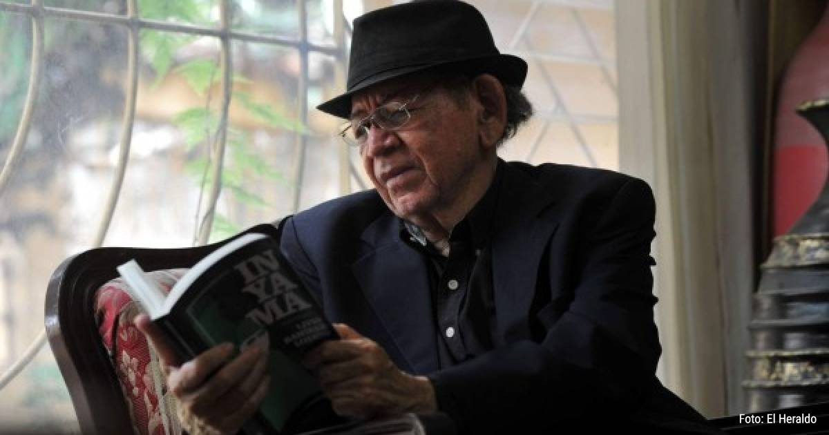 Poeta hondureño Livio Ramírez gana premio internacional de poesía en Cuba