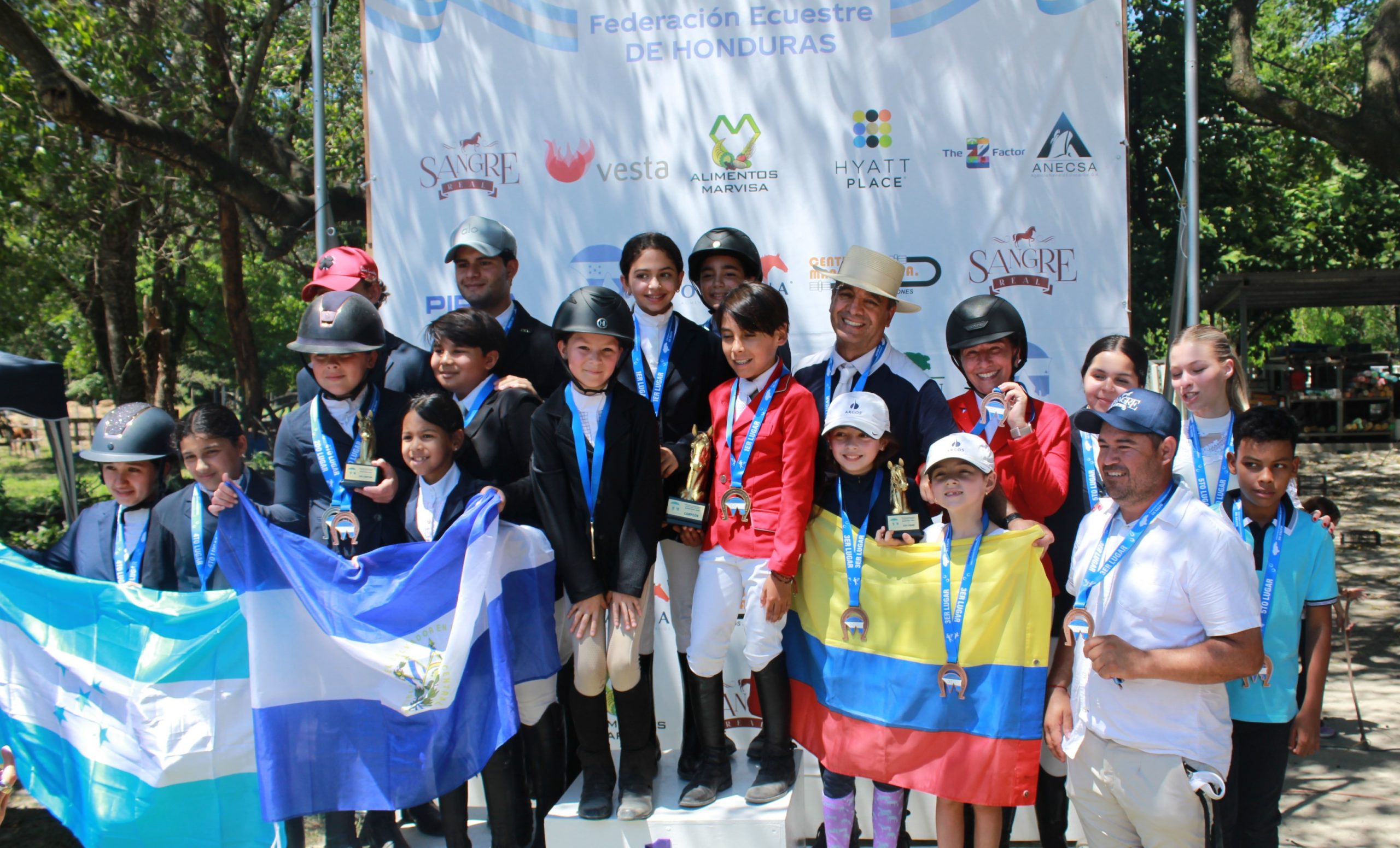 Hondureños brillan en el Concurso Internacional Invitacional de Salto