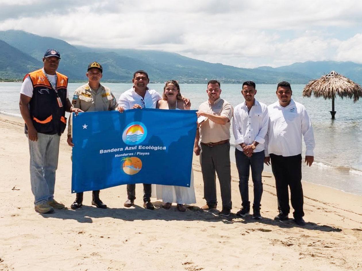 Más de 12 playas han recibido la Bandera Azul Ecológica