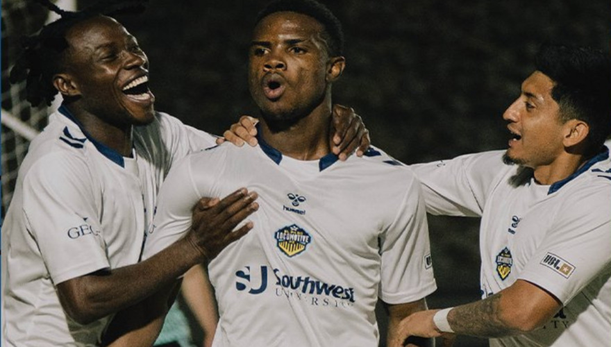 Daniel Carter Bodden anota su segundo gol en los Estados Unidos