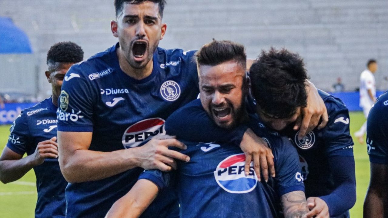 Motagua triunfa 1-2 a Olimpia en el clásico capitalino del Clausura 2025