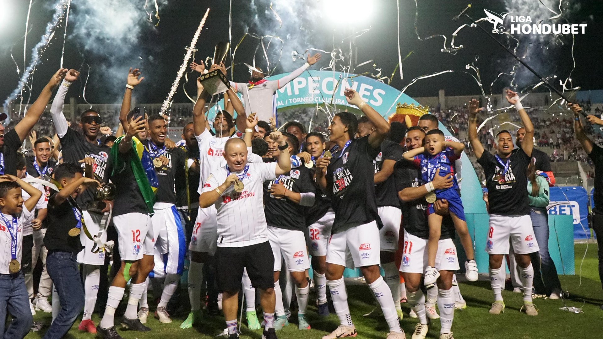 Olimpia golea al Real España y se consagra campeón del Clausura 2025