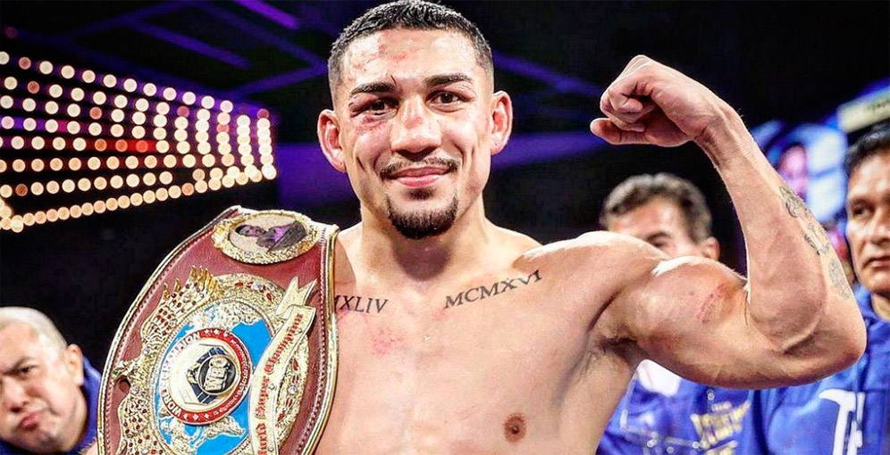 Teófimo López retiene el cinturón mundial Superligero ante Barboza Jr