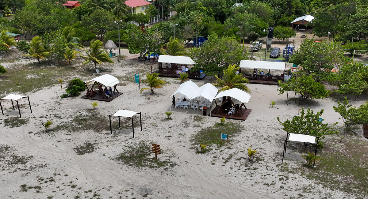 Inauguran nuevo campamento playero en el municipio de Balfate