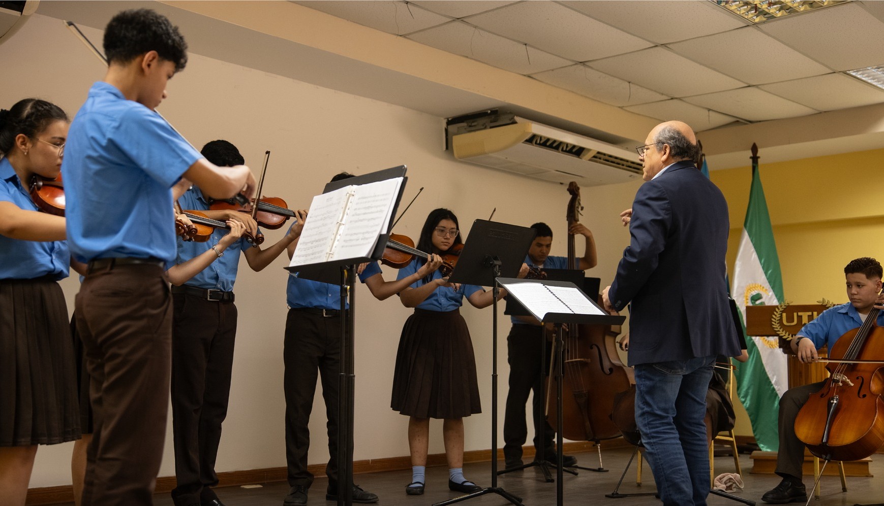 La Escuela Victoriano López celebra 80 años con gira a Europa