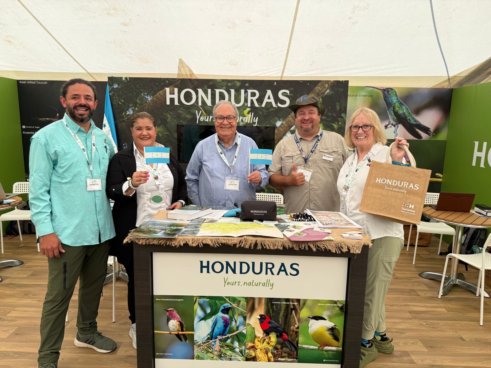 Honduras participó en la feria de aviturismo «Global Birdfair» en Inglaterra