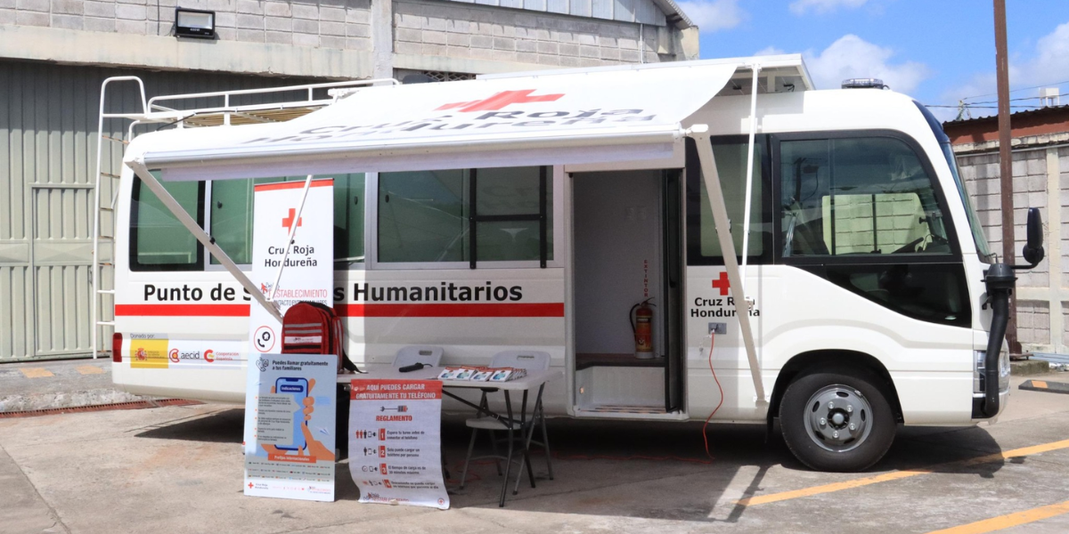 Cruz Roja Hondureña inaugura nuevo punto de servicio móvil para migrantes