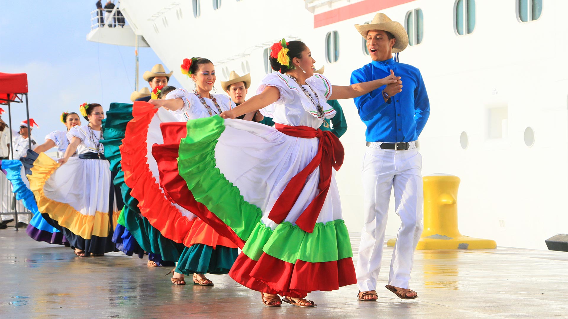 Asiste al Festival Folklórico Internacional Honduras 2025
