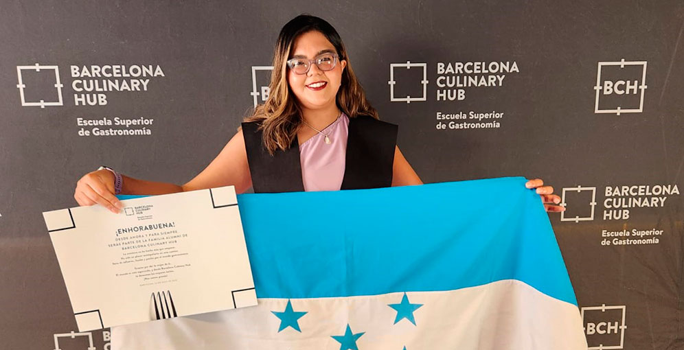 Joven hondureña se gradúa de prestigiosa escuela de cocina Barcelona Culinary Hub