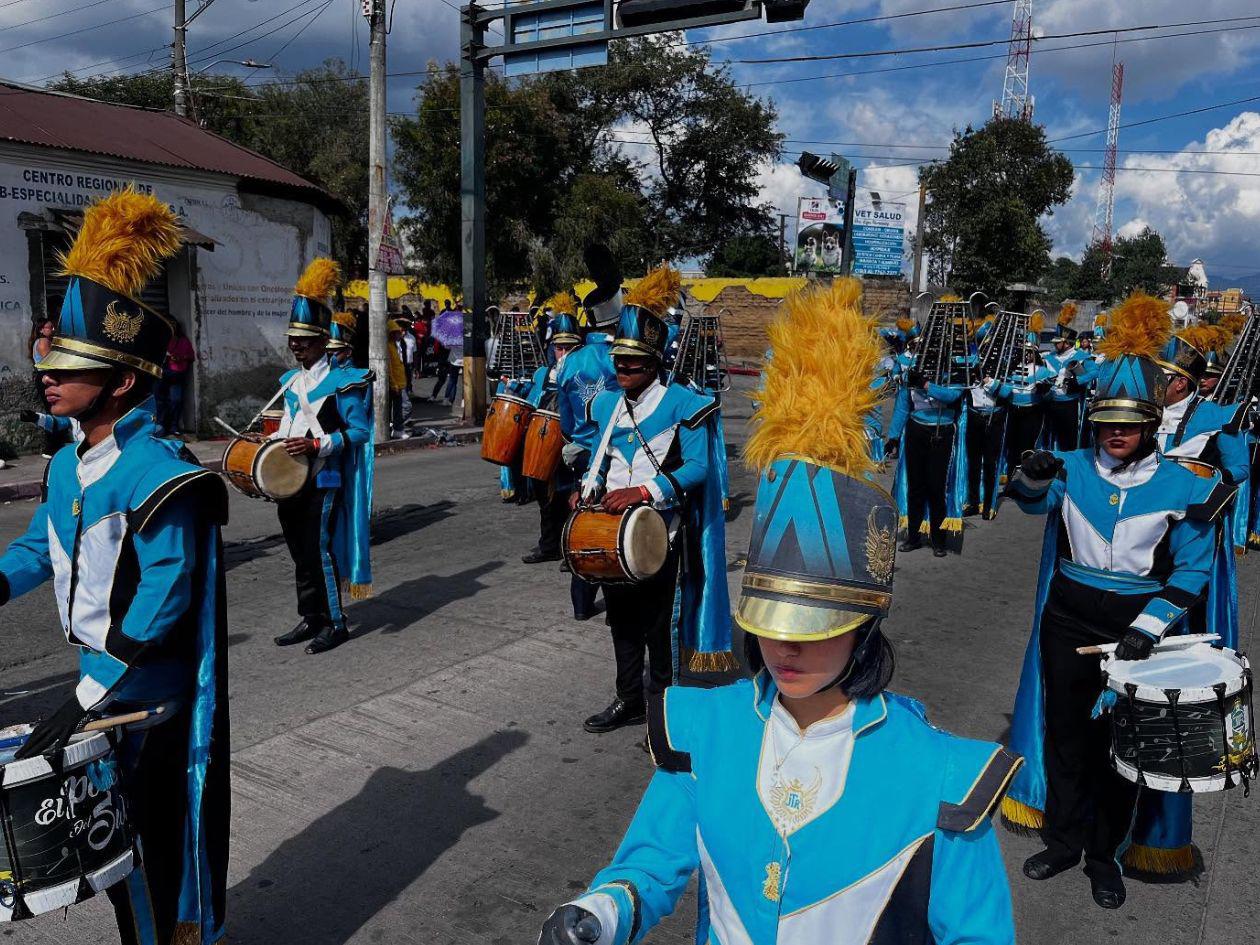 Banda de guerra hondureña del JTR destacó en festival internacional en Guatemala