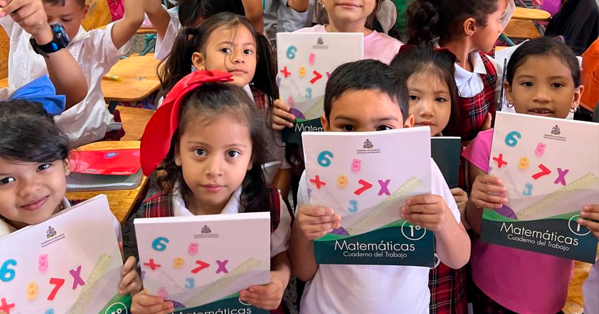25,000 niños recibirán gratis su libro de matemáticas oficial en Francisco Morazán