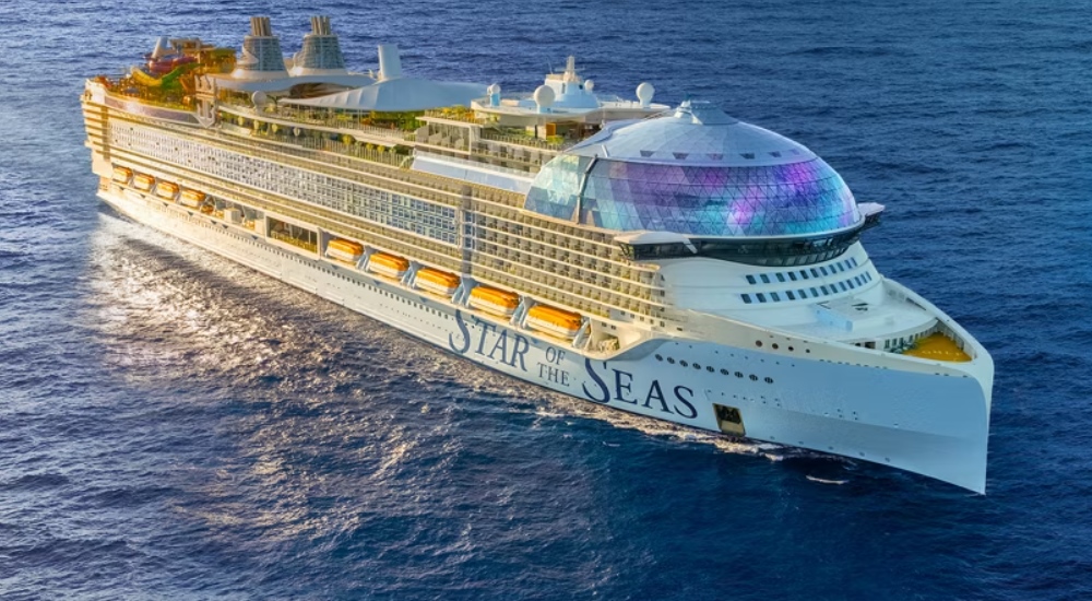 Roatán recibe al crucero Star of the Seas, uno de los más grandes