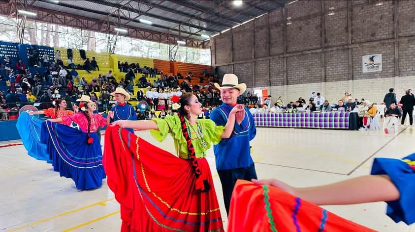 Grupo de danza folklórica fue invitado a participar en Festival Internacional en Colombia