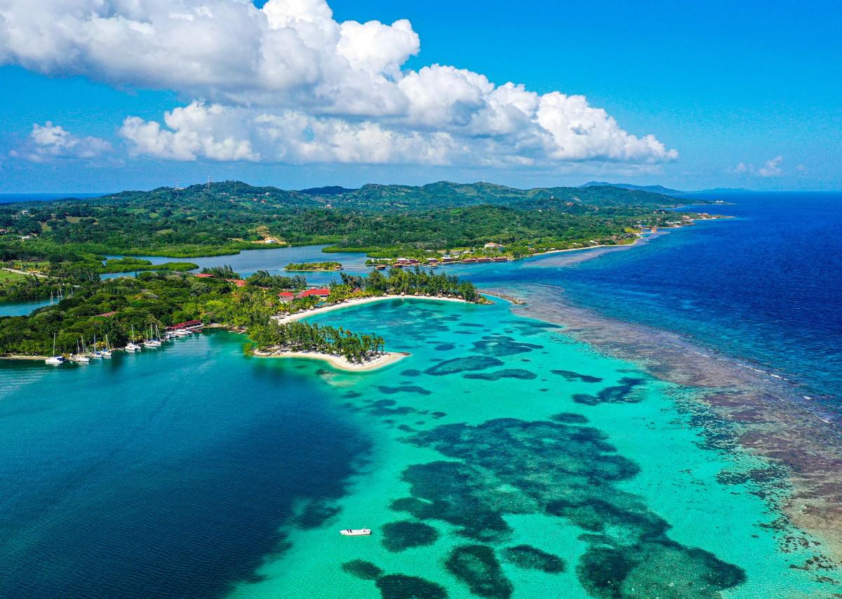 Roatán, entre las islas más hermosas de Centro y Sudamérica, según Condé Nast Traveler