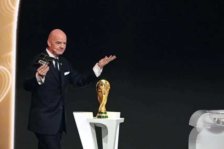 ¿Cuántos idiomas habla Infantino? El Presidente de la FIFA sorprendió en el sorteo del Mundial